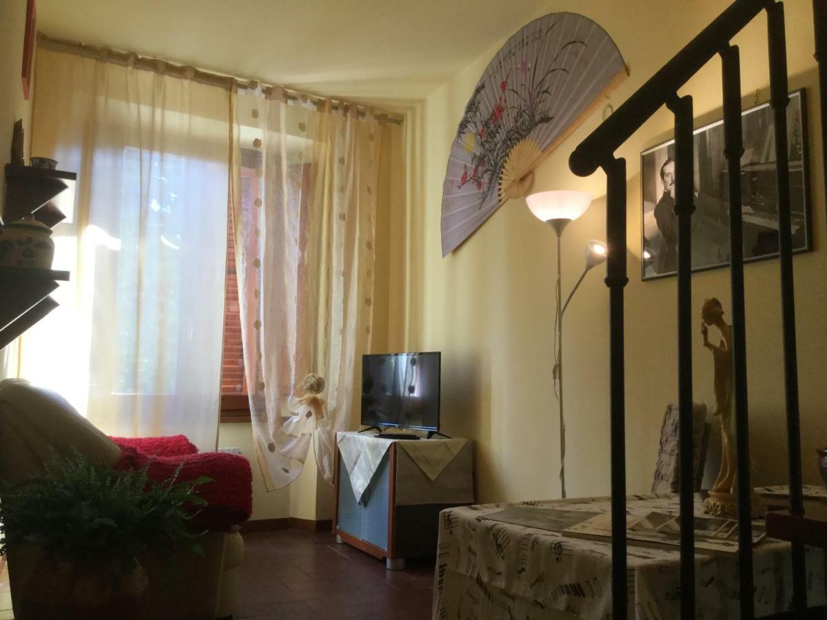 La Petite Maison Turandot Camaiore Bagian luar foto